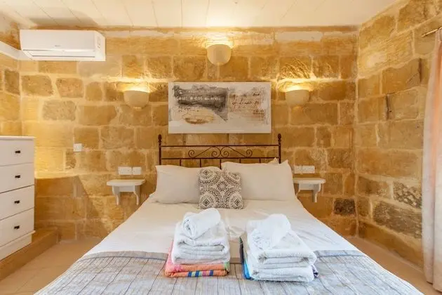 Standard Villa, Birden Çok Yatak, 2 Banyolu (Gozitan Farmhouse with Pool - PP 4)