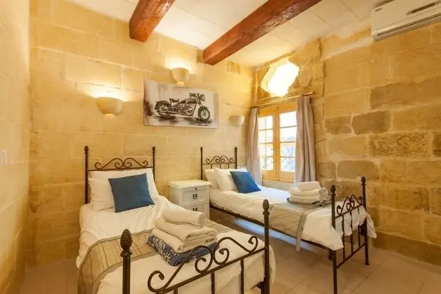 Standard Villa, Birden Çok Yatak, 2 Banyolu (Gozitan Farmhouse with Pool - PP 4)