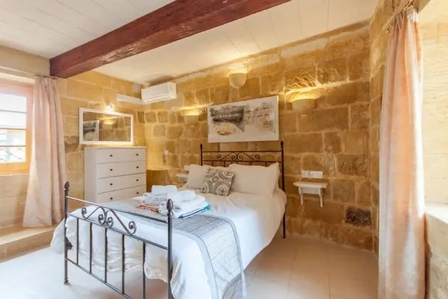 Standard Villa, Birden Çok Yatak, 2 Banyolu (Gozitan Farmhouse with Pool - PP 4)