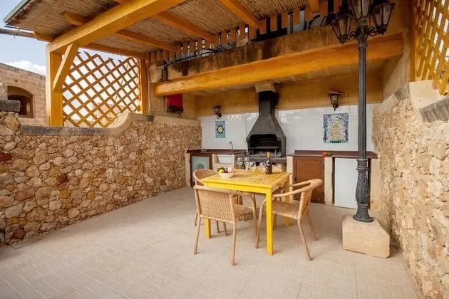 Standard Villa, Birden Çok Yatak, 2 Banyolu (Gozitan Farmhouse with Pool - PP 4)