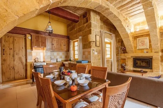 Standard Villa, Birden Çok Yatak, 2 Banyolu (Gozitan Farmhouse with Pool - PP 4)