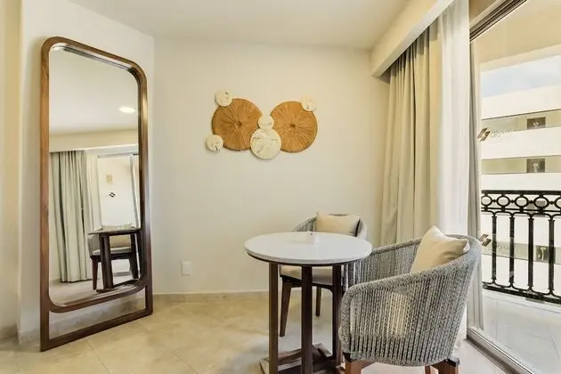 Deluxe Room Free Wi-Fi