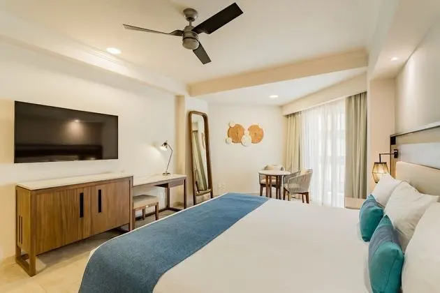 Deluxe Room Free Wi-Fi