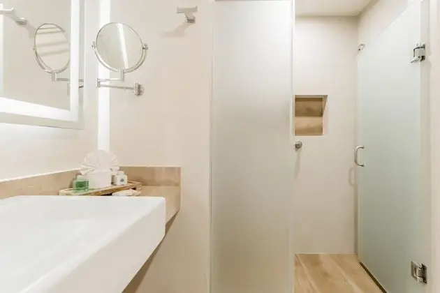 Deluxe Room Free Wi-Fi