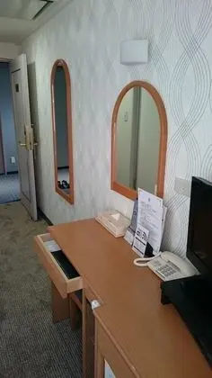 Tek Kişilik Oda, Sigara İçilmez