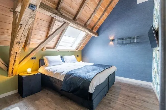 Comfort Tek Büyük Yataklı Oda