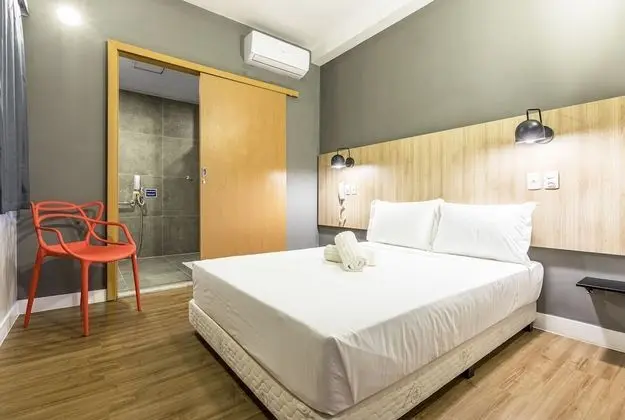 Standard Tek Büyük Yataklı Oda