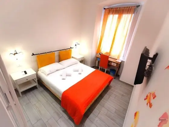 Deluxe Tek Büyük Yataklı Oda (Camera 1)