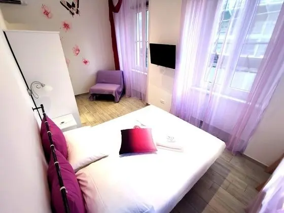Deluxe Üç Kişilik Oda (Camera 2)