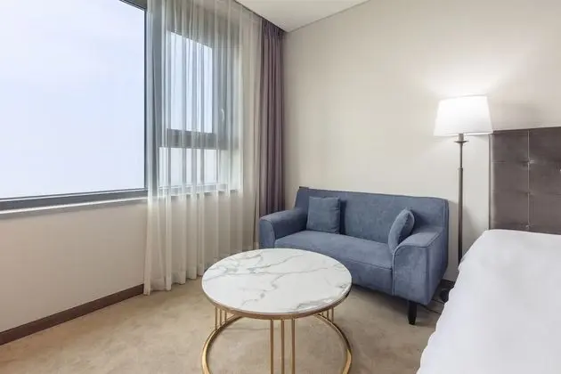 Club Lounge, Ocean View
