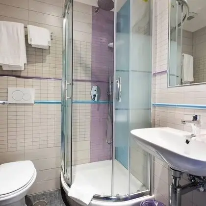 Deluxe Üç Kişilik Oda, Sigara İçilmez
