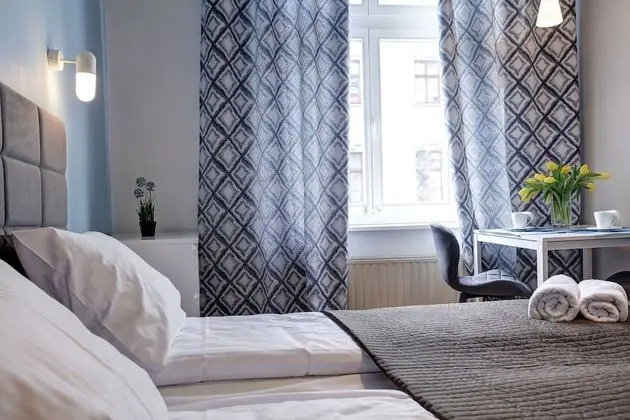 Stüdyo (1 Hyacinth)