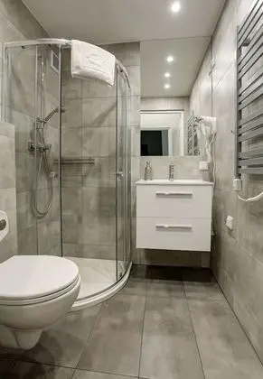 Stüdyo (1 Hyacinth)