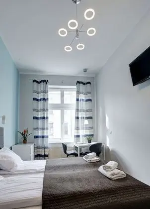 Stüdyo (3 Bush Daisy)