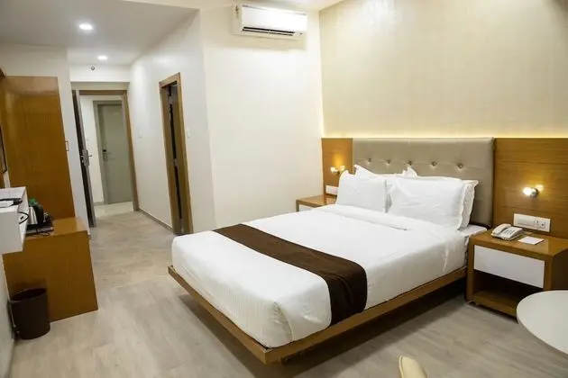 Deluxe Tek Büyük Yataklı Oda
