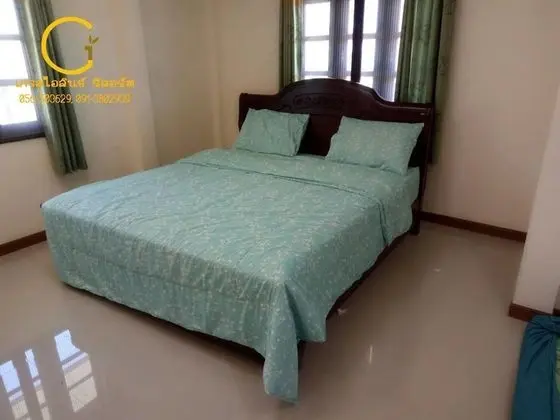3 Bedrooms House
