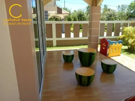 3 Bedrooms House