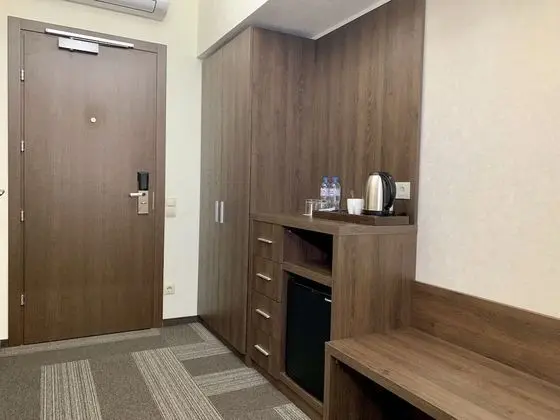 Standard Tek Büyük veya İki Ayrı Yataklı Oda, Balkon