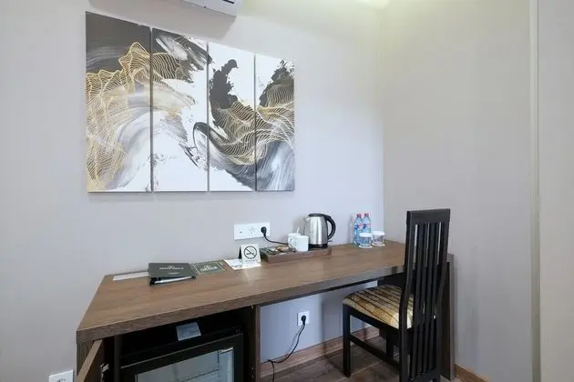 Standard Tek Büyük veya İki Ayrı Yataklı Oda, Balkon