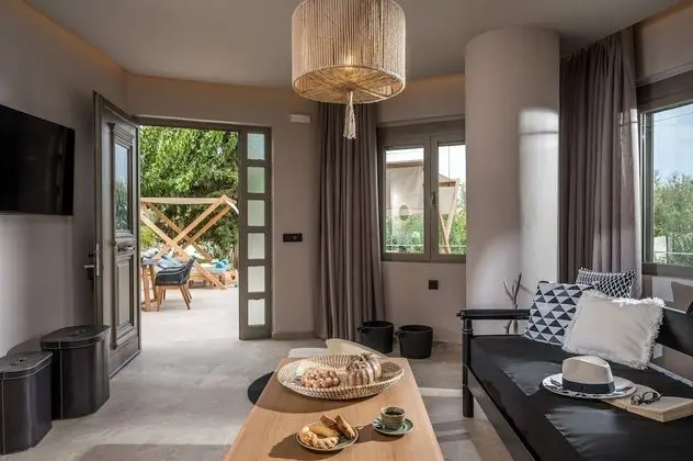 Euphoria Villa Garden View with Individual Pool