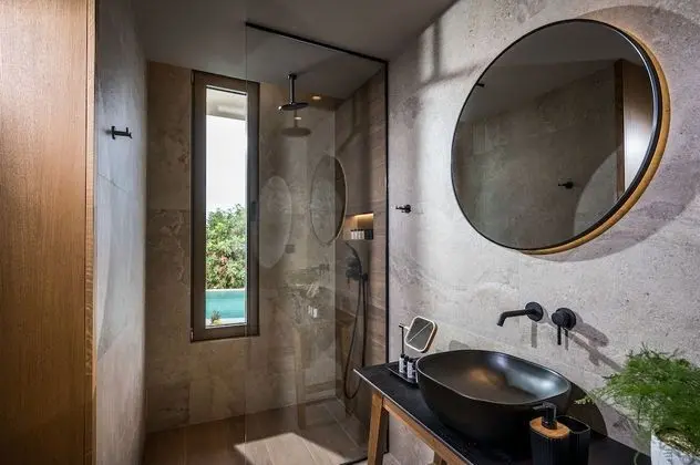 Serenity Open Plan Suite Sea Vie with Individual Pool