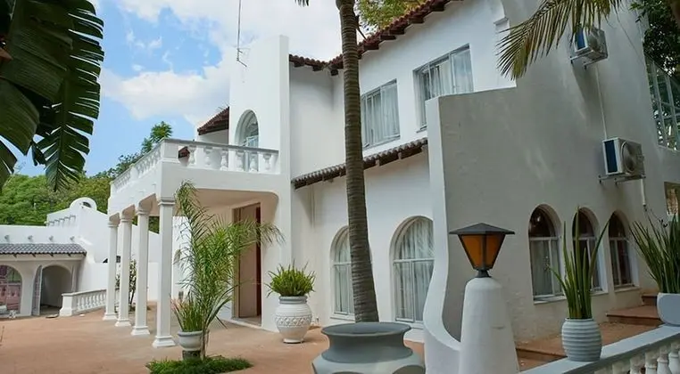 Grand Villa