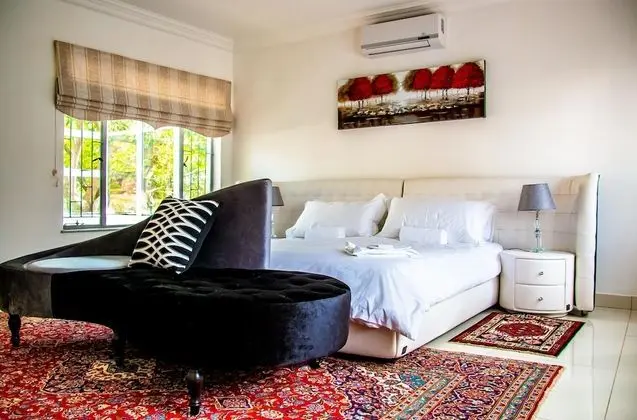 Grand Villa
