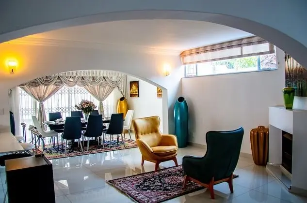 Grand Villa
