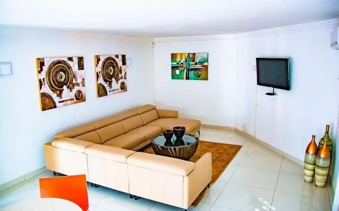 Grand Villa