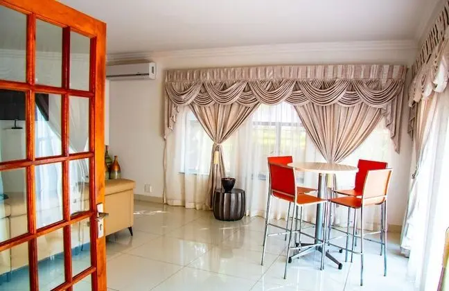 Grand Villa