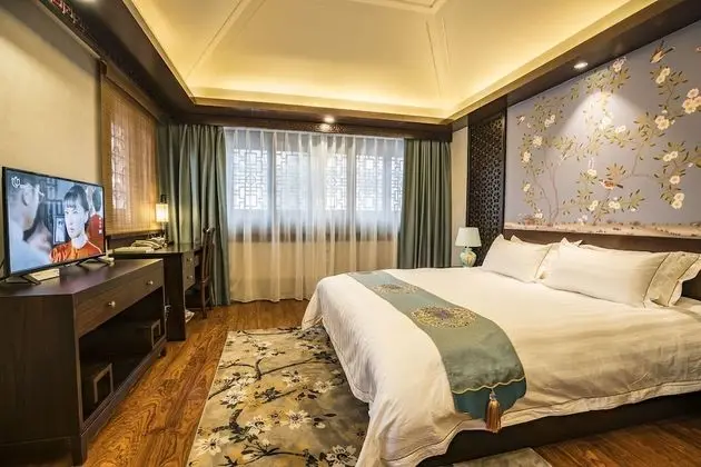 Deluxe Tek Büyük Yataklı Oda