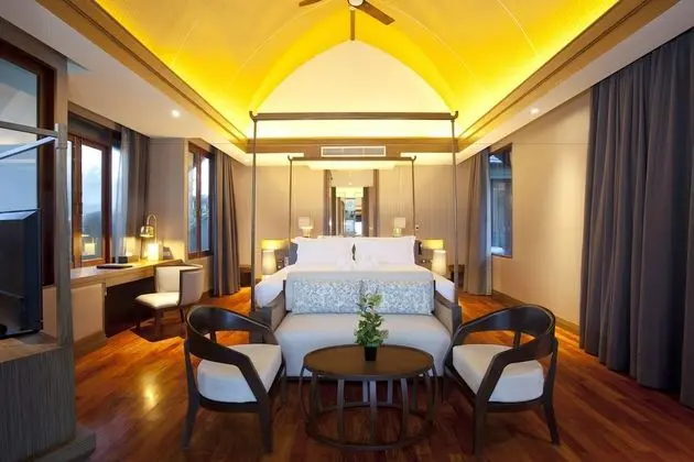 Villa, Kişiye Özel Havuzlu, Denize Sıfır