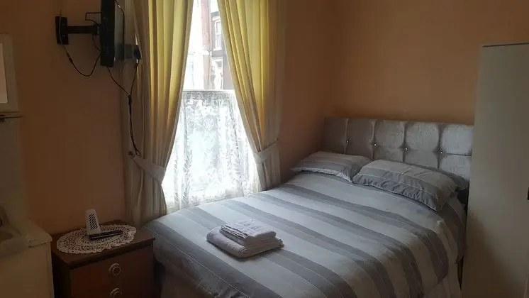 Standard Tek Büyük Yataklı Oda, Banyolu/Duşlu (Room 1)