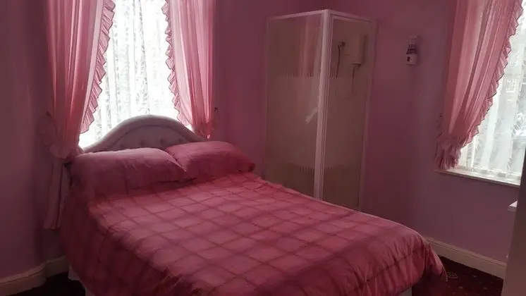 Standard Tek Büyük Yataklı Oda, Banyolu/Duşlu (Room 7, Tower View)