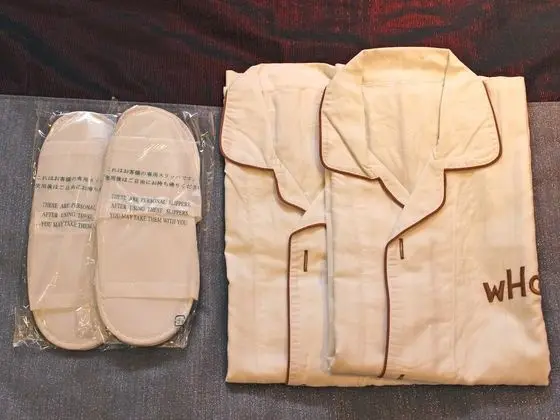 İki Ayrı Yataklı Oda, Sigara İçilmez