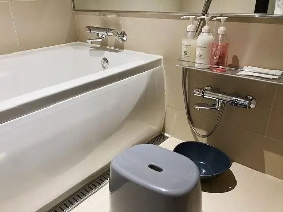 Üç Kişilik Oda, 3 Tek Kişilik Yatak, Sigara İçilmez