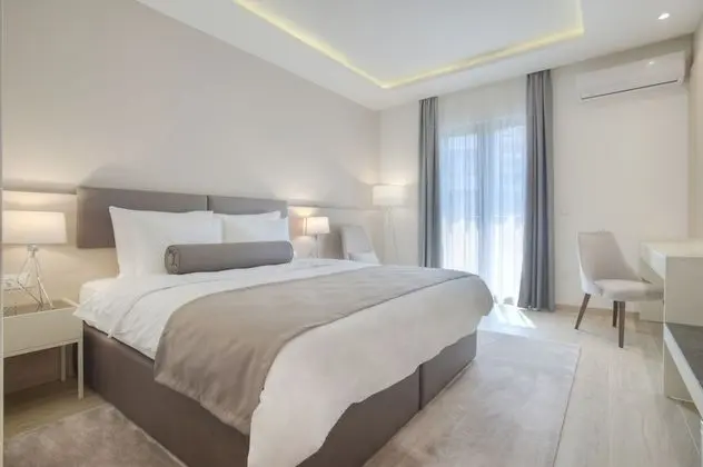 Standard Tek Büyük veya İki Ayrı Yataklı Oda