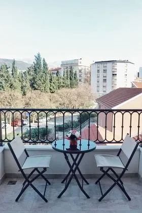 Standard Tek Büyük veya İki Ayrı Yataklı Oda