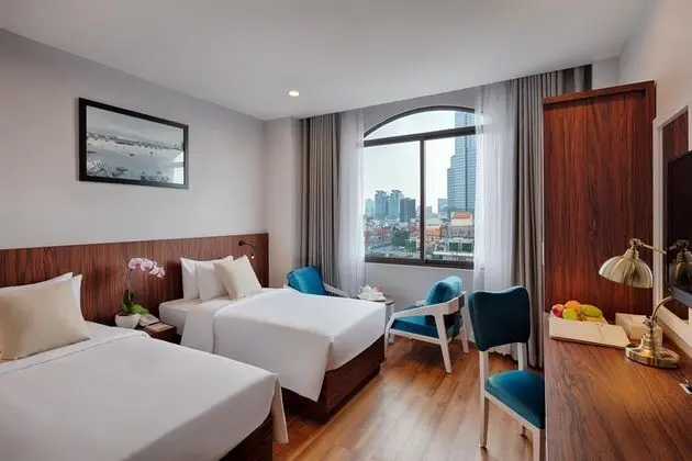 1 Çift Kişilik Veya 2 Tek Kişilik Yatak Deluxe City View