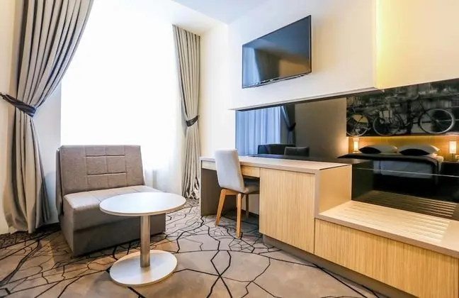 Deluxe Tek Büyük veya İki Ayrı Yataklı Oda, Şehir Manzaralı