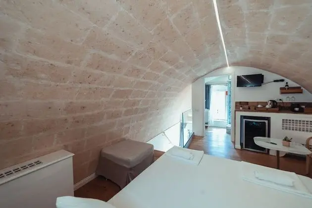 Tek Büyük Yataklı Oda