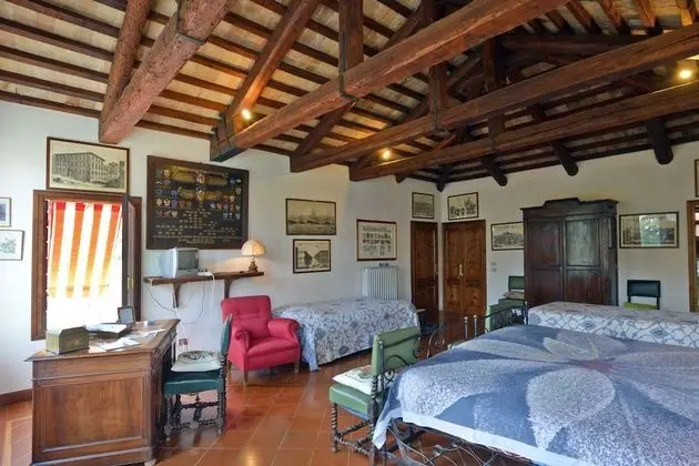 Dört Kişilik Oda, Banyolu/Duşlu (In Torretta)