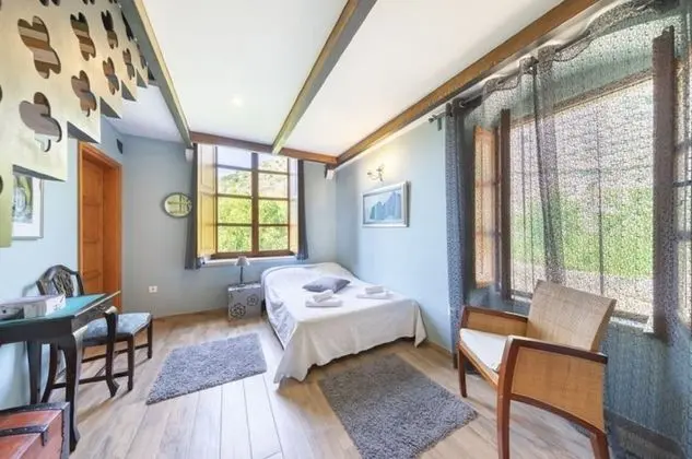 Villa (Five Bedroom Villa)