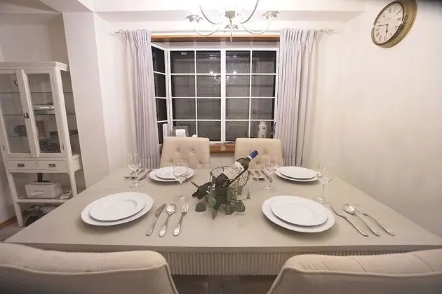 Family Apart Daire, Sigara İçilmez (Private Vacation)