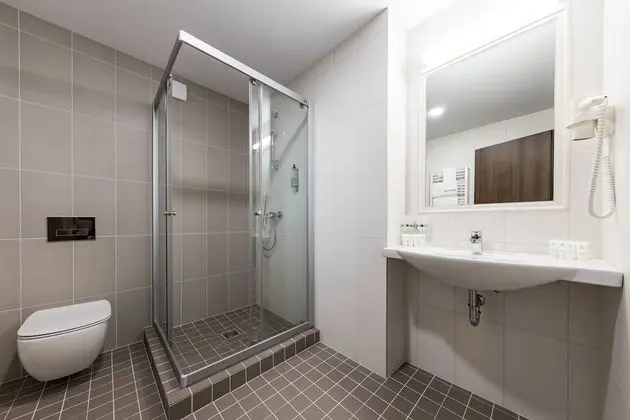 Tek Büyük veya İki Ayrı Yataklı Oda