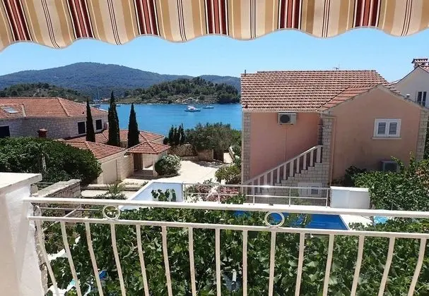 Ev (Gradina 1 - private pool - H(10+2))