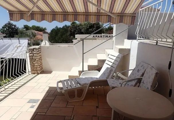 Ev (Gradina 1 - private pool - H(10+2))