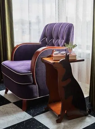Oda, 1 En Büyük (King) Boy Yatak, Engellilere Uygun (Graduate Accessible King Tub)