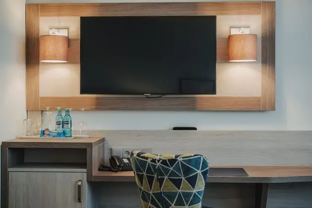 Deluxe Tek Büyük Yataklı Oda, Balkon