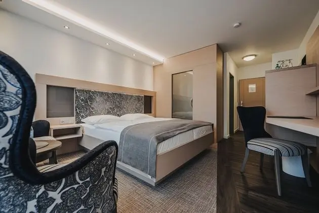 Deluxe Tek Büyük Yataklı Oda, Balkon